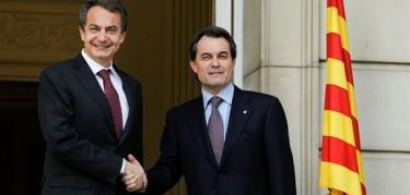 José Luis Rodríguez Zapatero y Artur Mas, este lunes, en el Palacio de la Moncloa. | EFE