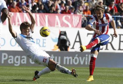 Cerci, en un momento del partido frente al Deportivo. | EFE