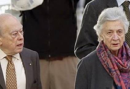 Jordi Pujol y su esposa | Archivo
