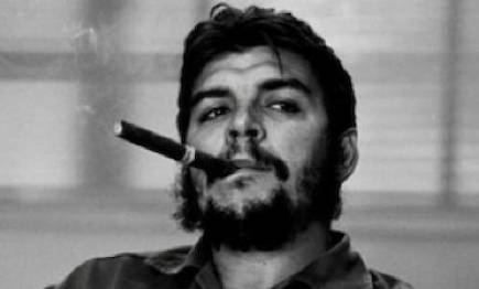 Pablo Iglesias defiende el legado del Ché Guevara