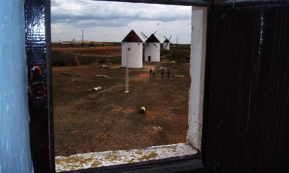 Recorrer La Mancha emulando al Quijote y a Sara Montiel
