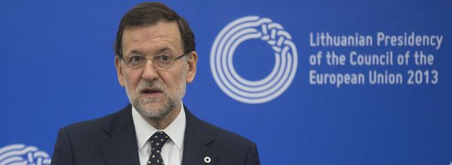 Mariano Rajoy atiende a la prensa, este viernes, en Lituania. | Moncloa