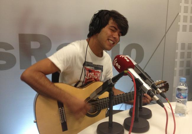 Salva Beltr�n canta en esRadio