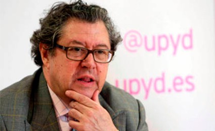 Enrique Calvet: &quot;Rosa Díez está llevando a UPyD a la catástrofe&quot; - Libertad Digital - enrique-calvet1