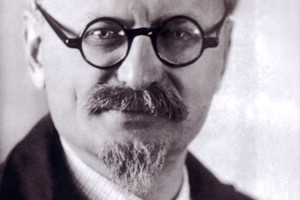 León Trotski.
