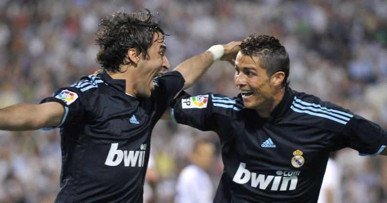 Рауль празднует последний гол за