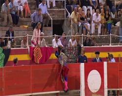 "El Fandi" brinda su primer toro a la Infanta | Atlas