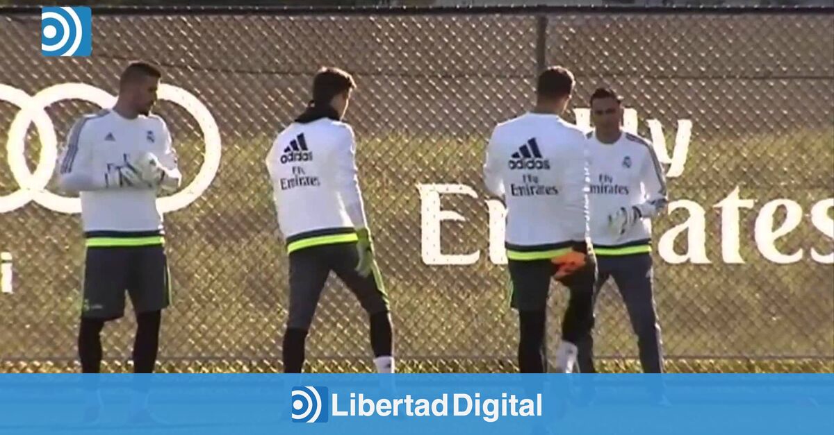 Primer Entrenamiento De Kiko Casilla Con El Real Madrid En Australia