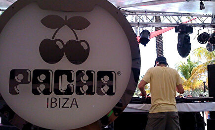 Guerra judicial entre Cherry 2013 y Pachá por una colección de moda