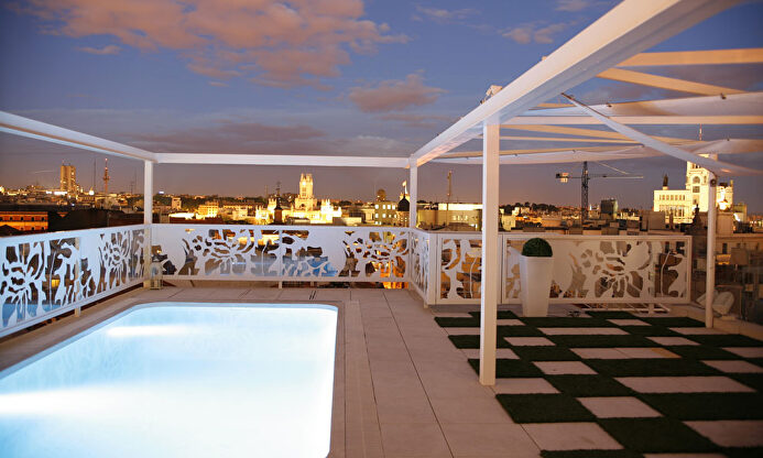 Azotea de un hotel de la compañía | Room Mate