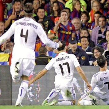 Cristiano celebra el gol de la final. | Archivo