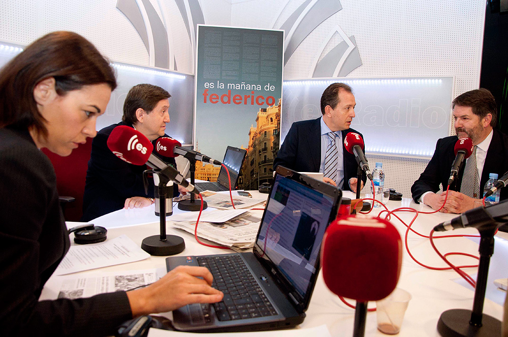 Javier Cremades visita 'Es la mañana de Federico' esRadio