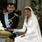 El día 1 de noviembre de 2003, Felipe de Borbón anunció su compromiso matrimonial con Doña Letizia Ortiz Rocasolano. Poco depués, el 22 de mayo de 2004, se celebró la ceremonia religiosa en la Catedral de Santa María la Real de la Almudena de Madrid.
