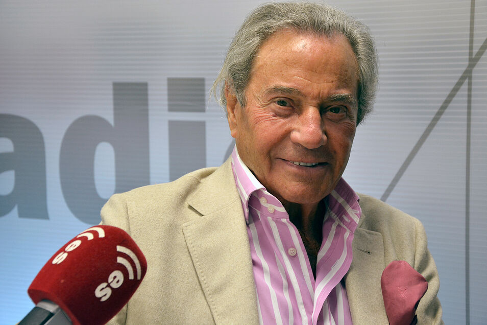 Muere el actor Arturo Fernández a los 90 años Arturo-fernandez-esradio-301014-6