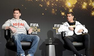 Messi y Cristiano en la gala del Balón de Oro de 2014. |  Archivo 