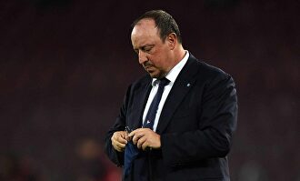 Rafa Benítez casi se lleva un puñetazo de Dudek. | Cordon Press