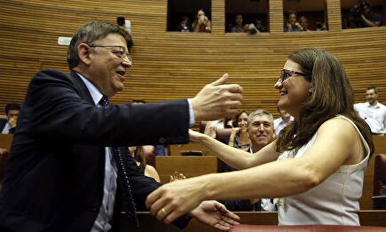 Puig y Oltra lanzan una nueva ronda de intervencionismo inmobiliario | EFE