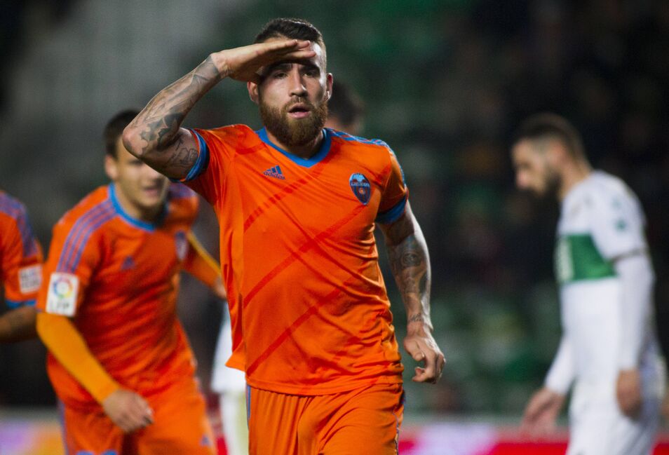 El Valencia Hace Oficial El Traspaso De Otamendi Al City Libertad Digital 3001