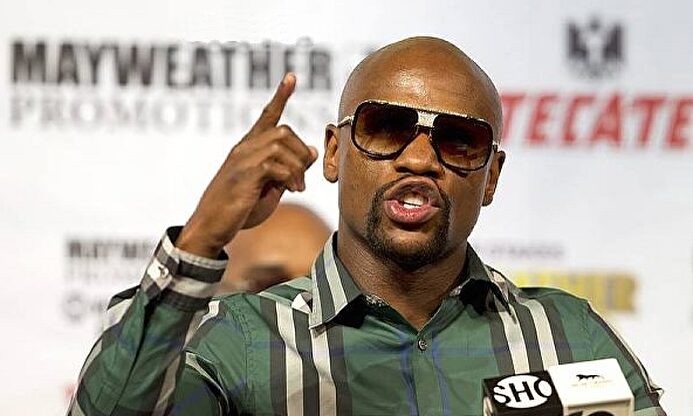 Floyd Mayweather, en rueda de prensa. | Cordon Press