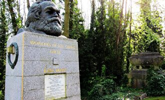 Tumba de Karl Marx. | Flickr/CC/Marc Ginesta