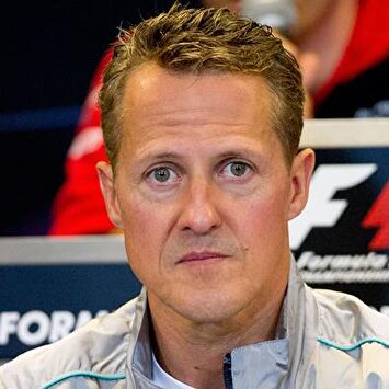 Michael Schumacher sigue luchando por su vida | EFE