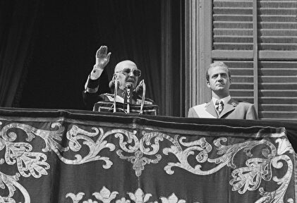 Franco y Juan Carlos de Borbón |  Cordon Press