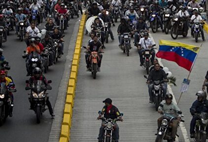 Los motorizados son parte de las fuerzas de choque chavistas. | Archivo/EFE