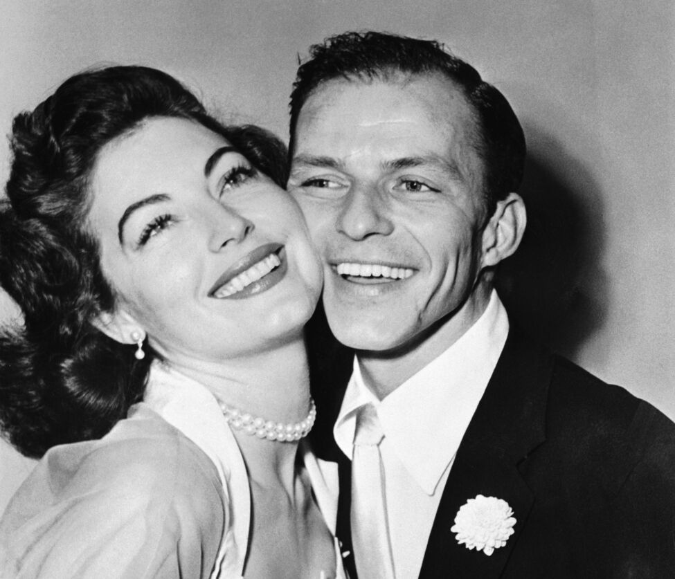 Ava Gardner huyó de España por el acoso de Hacienda Sinatra-ava-gardner