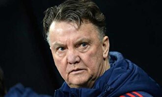 Louis Van Gaal carga duramente contra Leo Messi. |  EFE