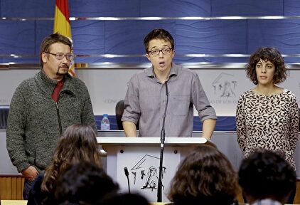 Errejón con Domenech y Alexandra Fernández | EFE