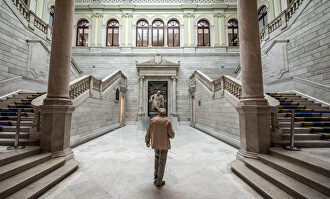Una visita desde el aislamiento: Los 'secretos' de la Biblioteca Nacional