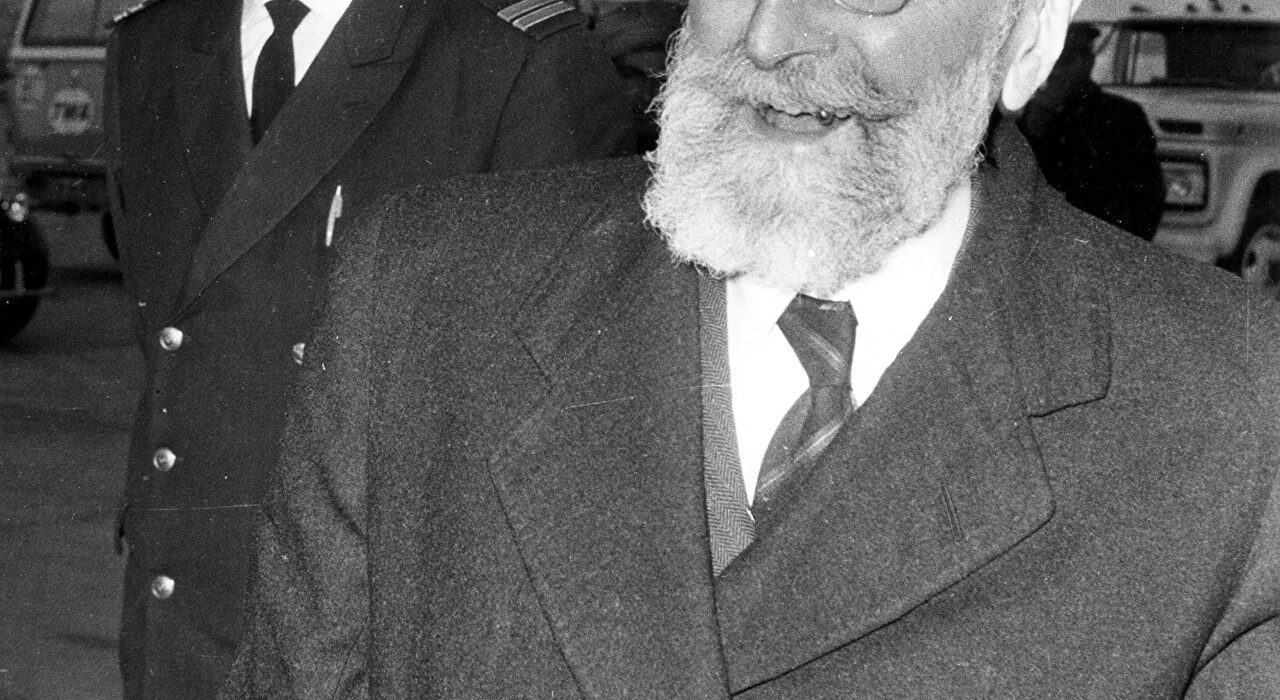 Escritores tardíos 'impuestos' contra la madurez artística Libertad