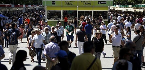 Feria del Libro de Madrid, en El Retiro. | EFE / Archivo