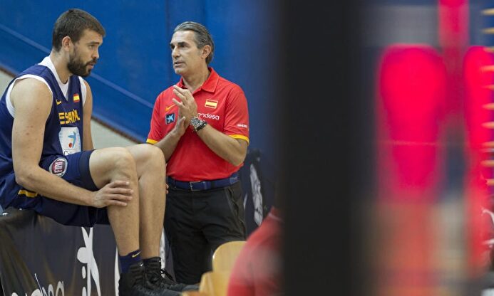 Scariolo y Marc, dos de los baluartes de España en el Mundial de China |  eFE