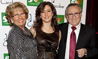 Vanessa, con sus padres Ana y Manolo | Cordon Press