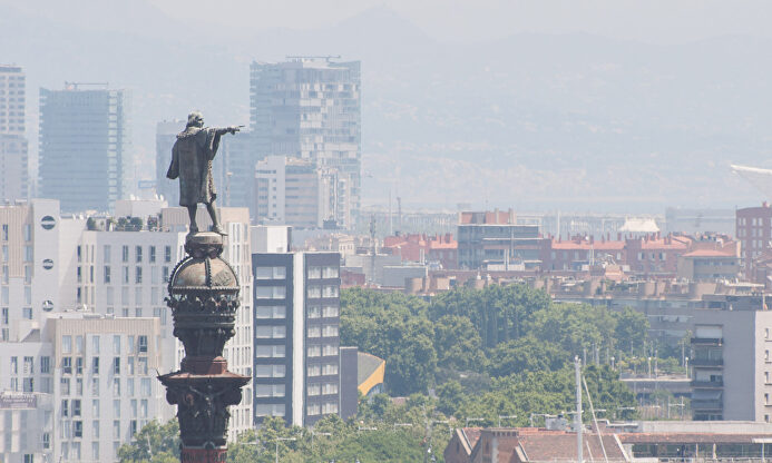 La estatua de Colón, vista desde Montjuic | C.Jordá