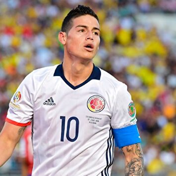 James Rodríguez, durante un partido con la selección colombiana. |  EFE