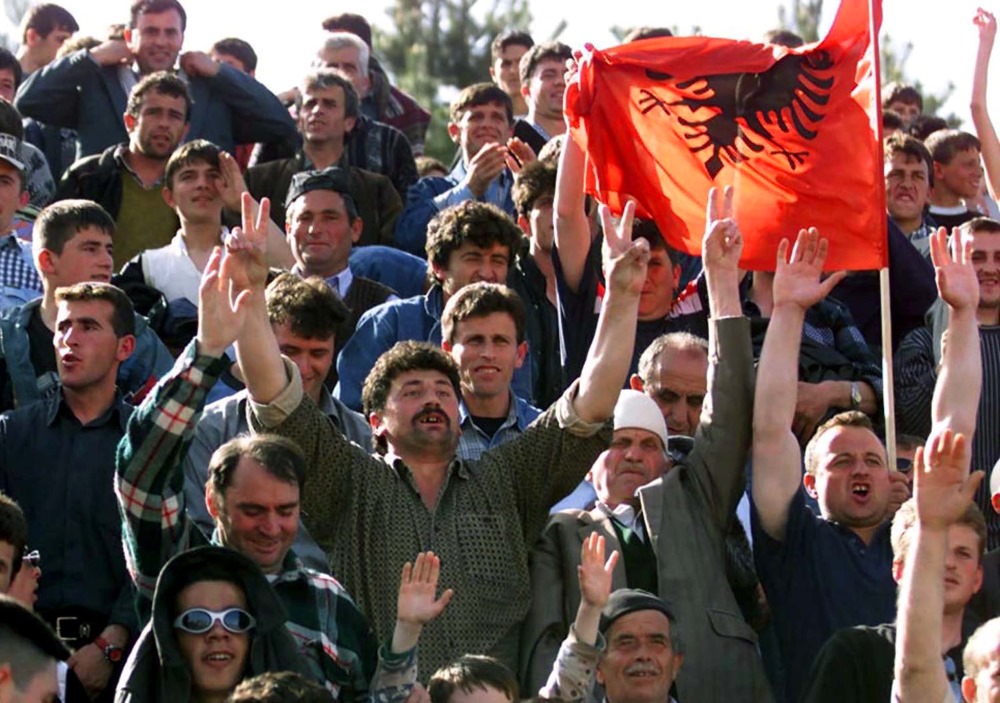 albaneses-etnicos-conflicto-kosovo.jpg