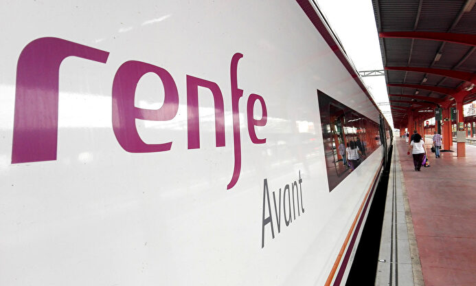 Tren de Alta Velocidad de Renfe |  Cordon Press