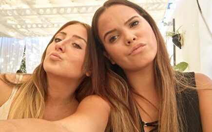 Rocío Flores y Gloria Camila |  Instagram