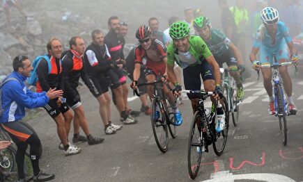 Imagen de una de las últimas ediciones de la Vuelta. | EFE