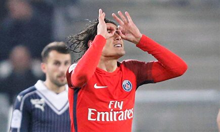 Cavani celebra un gol con el PSG. |  Cordon Press