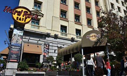 Hard Rock Cafe, Madrid | Flickr/ Antoine 49