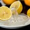 8. Limónexprimidor de limones, zumo de limón, cítricos