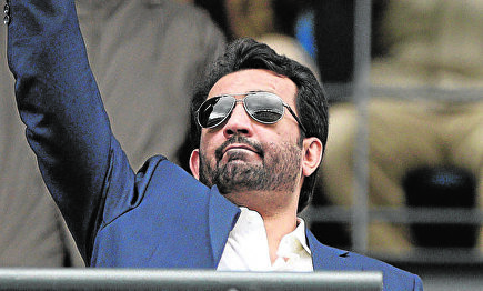 Al Thani sigue dando que hablar en Málaga | EFE