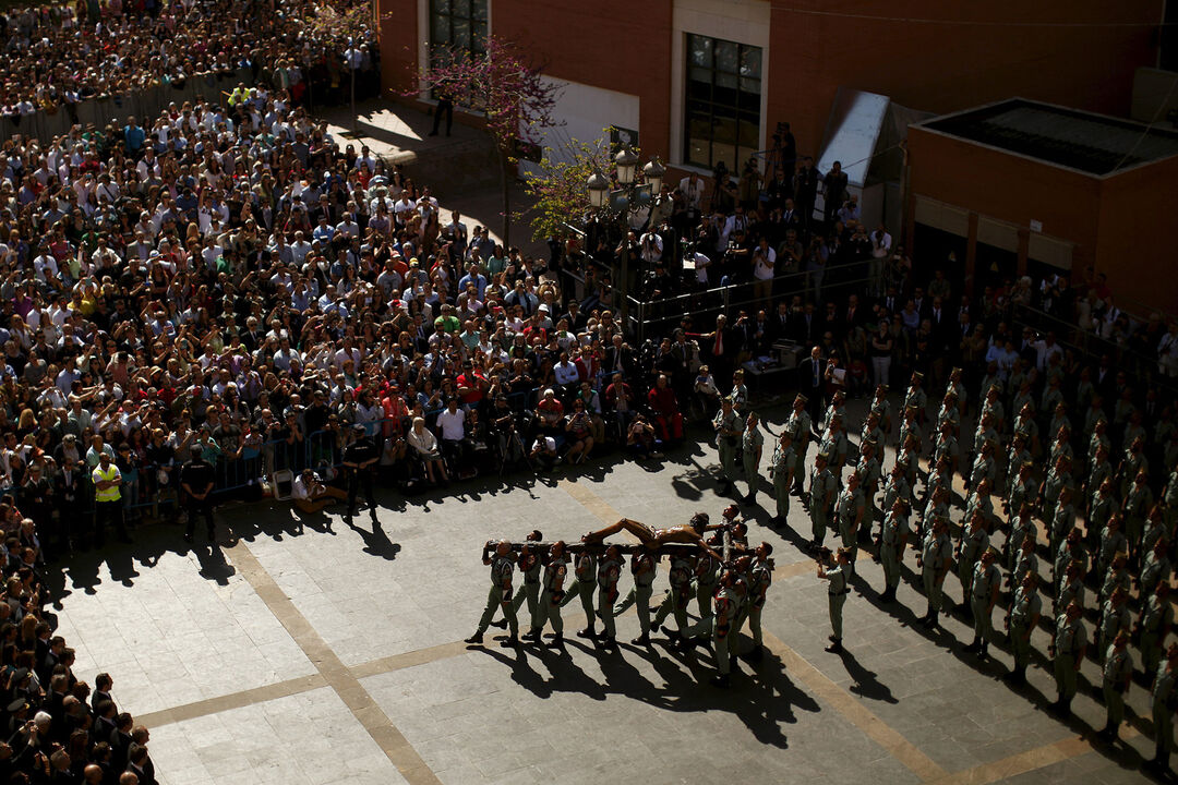 Bienvenidos al nuevo foro de apoyo a Noe #365 / 05.03.18 ~ 04.04.18 - Página 25 Semana-santa-malaga-cristo-mena-legion