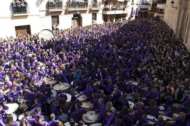 Bienvenidos al nuevo foro de apoyo a Noe #365 / 05.03.18 ~ 04.04.18 - Página 25 Semana-santa-teruel-tamborrada