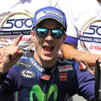 Maverick Viñales vuelve a sonreir con una nueva pole | EFE