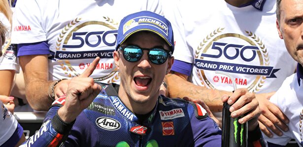 Maverick Viñales vuelve a sonreir con una nueva pole | EFE
