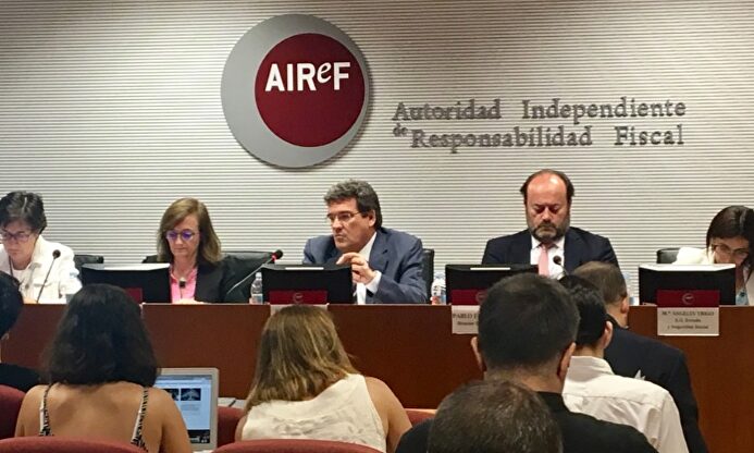 Rueda de prensa de la AIReF |  EP